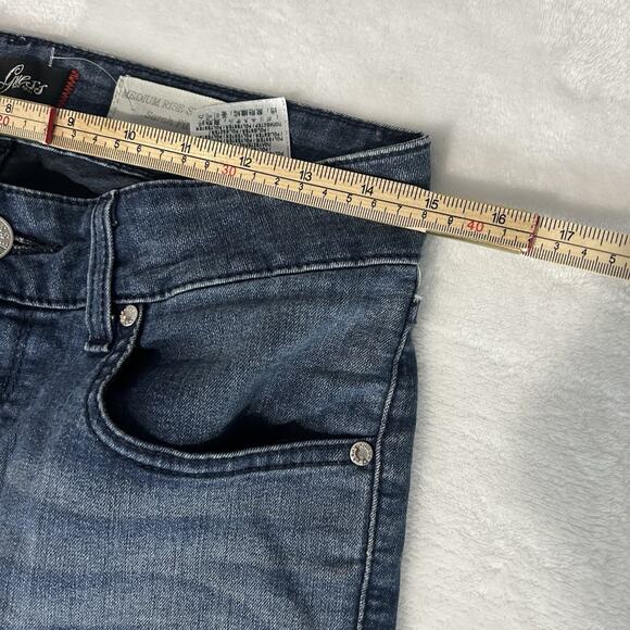 Guess Womens Sarah Fit Skinny Jeans Size 27 Medium Wash Blue Mid Rise distressed - Picture 4 of 13